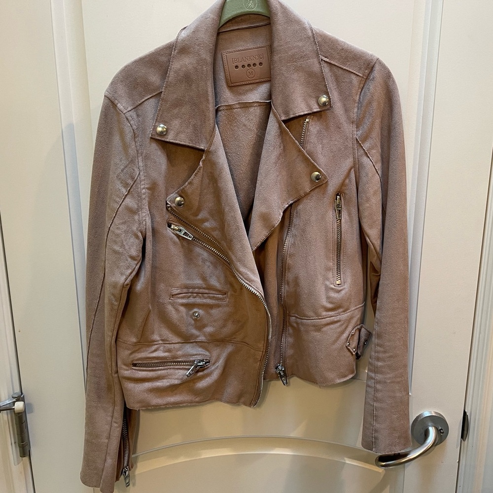 Cool suede jacket!